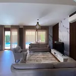 Villa With Private Pool *