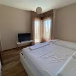 Βίλα With Private Pool *